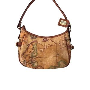 Alviero Martini classic geo hand bag